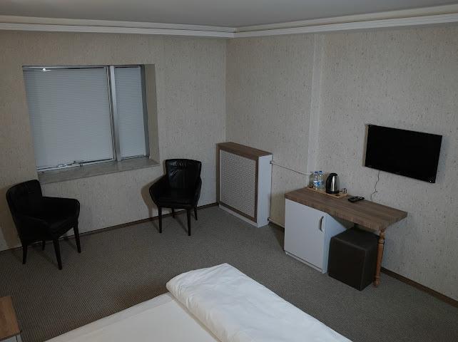 Liva Park Hotel oda çalışma alanı